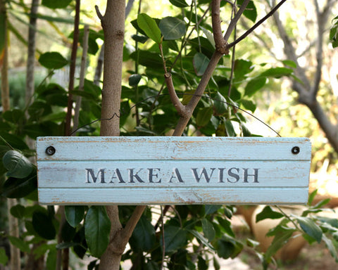  make a wish שלט עץ לתלייה וכיתוב